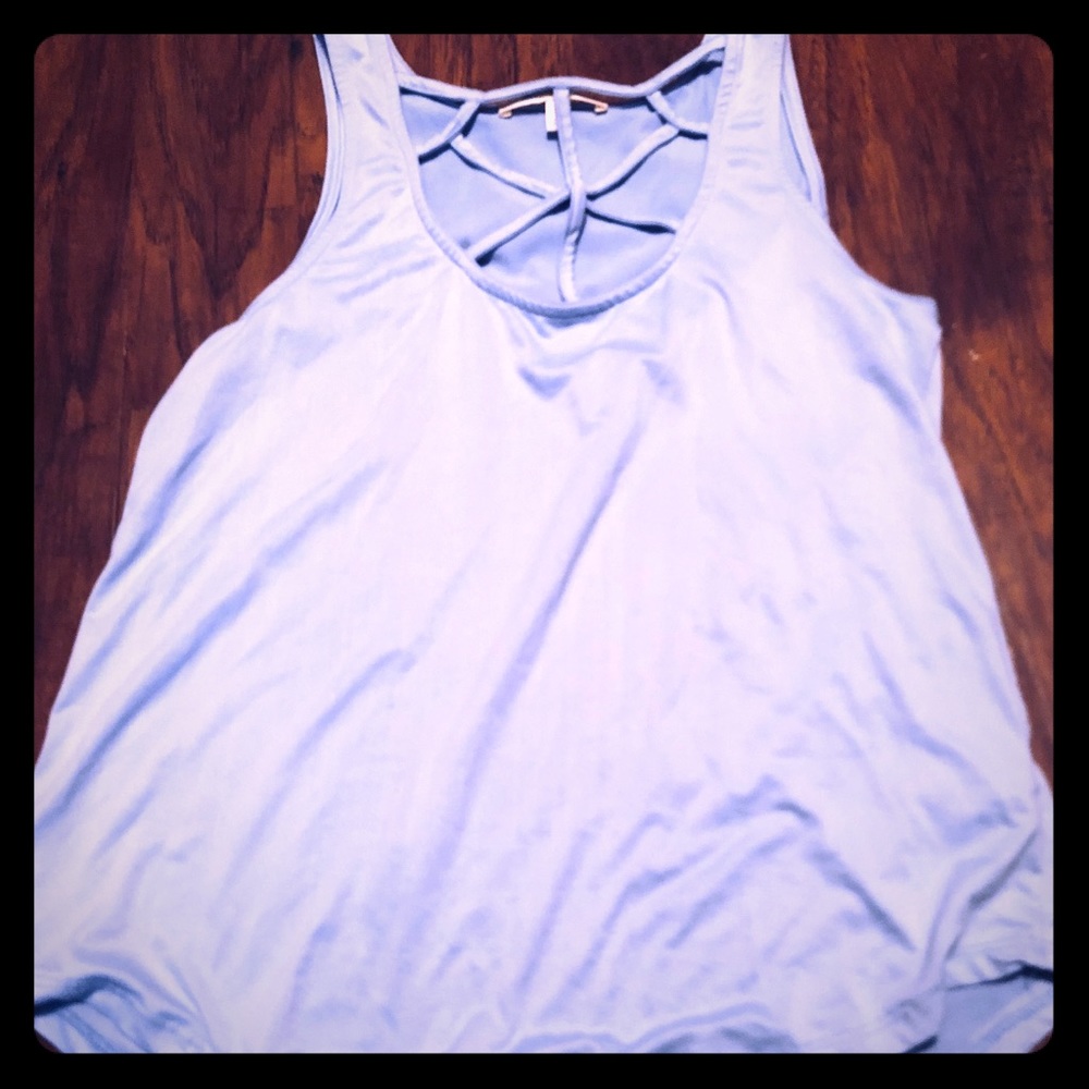🧡4 for $17🧡 Light blue cut out design tank